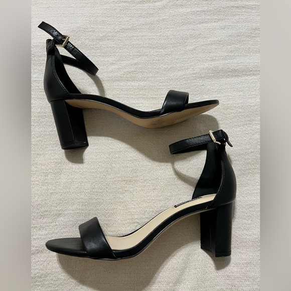 NIB Nine West Spruce Block Heeled Ankle strap sandals - Black Size 8.5 - Picture 7 of 10